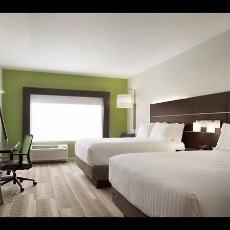 Holiday Inn Express Hotel & Suites Canton By Ihg Buitenkant foto