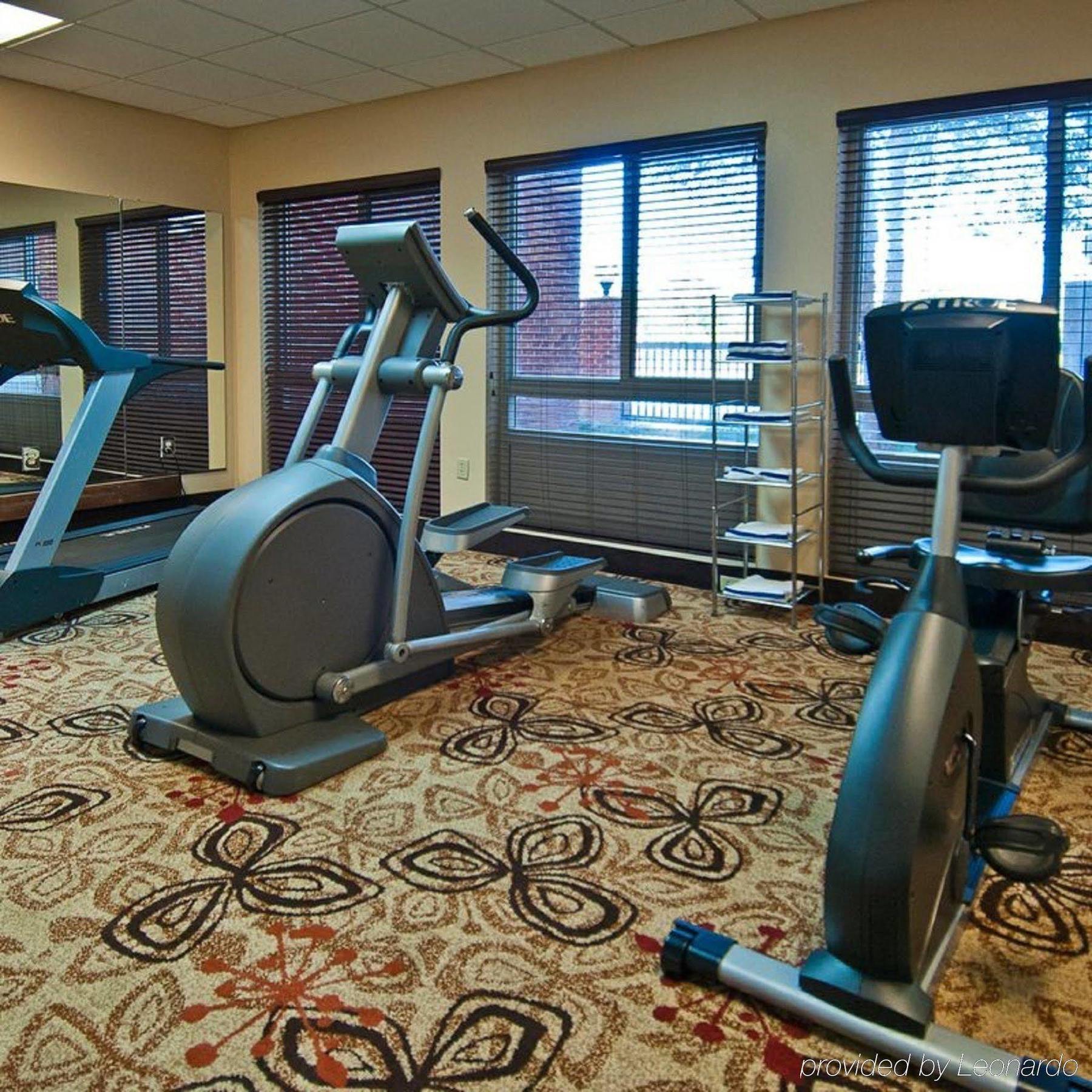 Holiday Inn Express Hotel & Suites Canton By Ihg Buitenkant foto