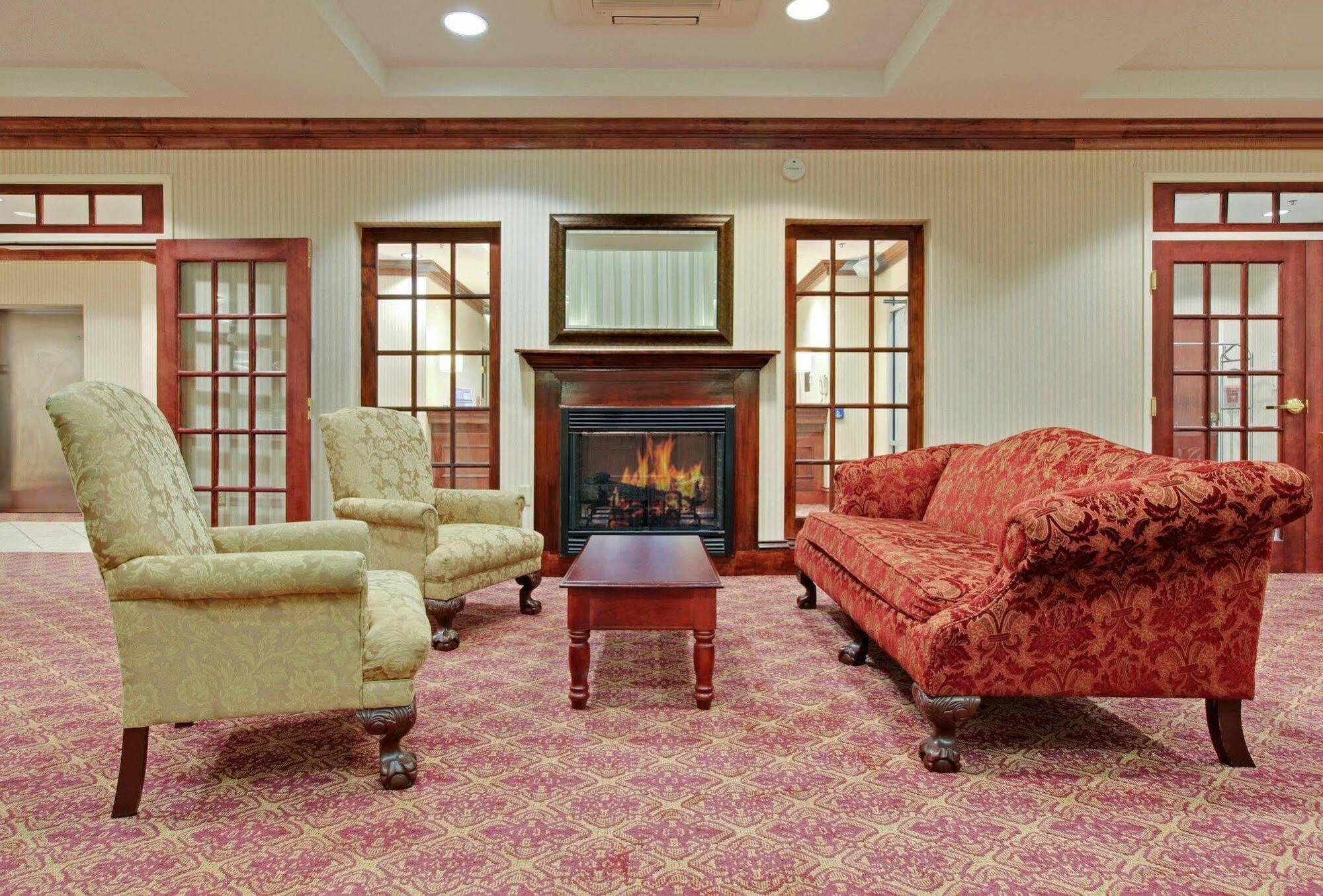 Holiday Inn Express Hotel & Suites Canton By Ihg Buitenkant foto